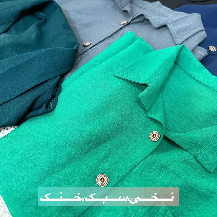 شومیز ساده،تک جیب،جنس پارچه کرسپو نخی،رنگبندی متنوع،جلو باز و یقه مردانه